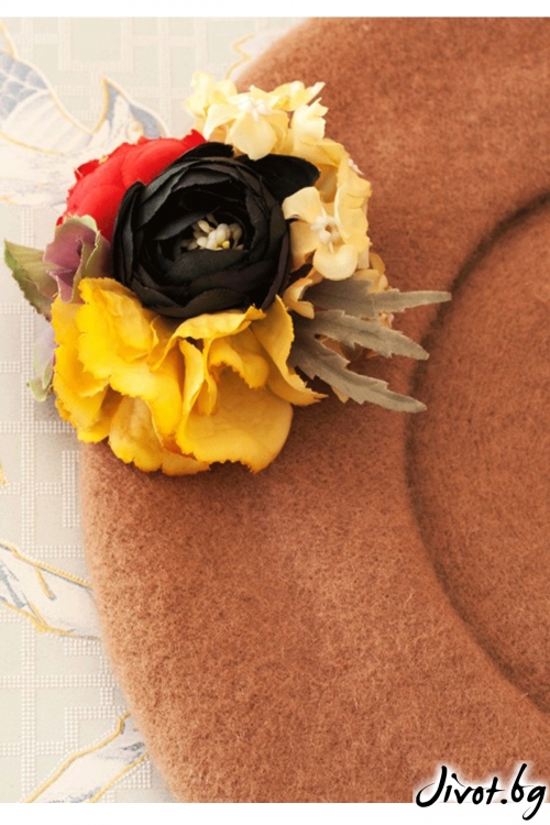 The French Beret – "Camel" / Forget-me-not